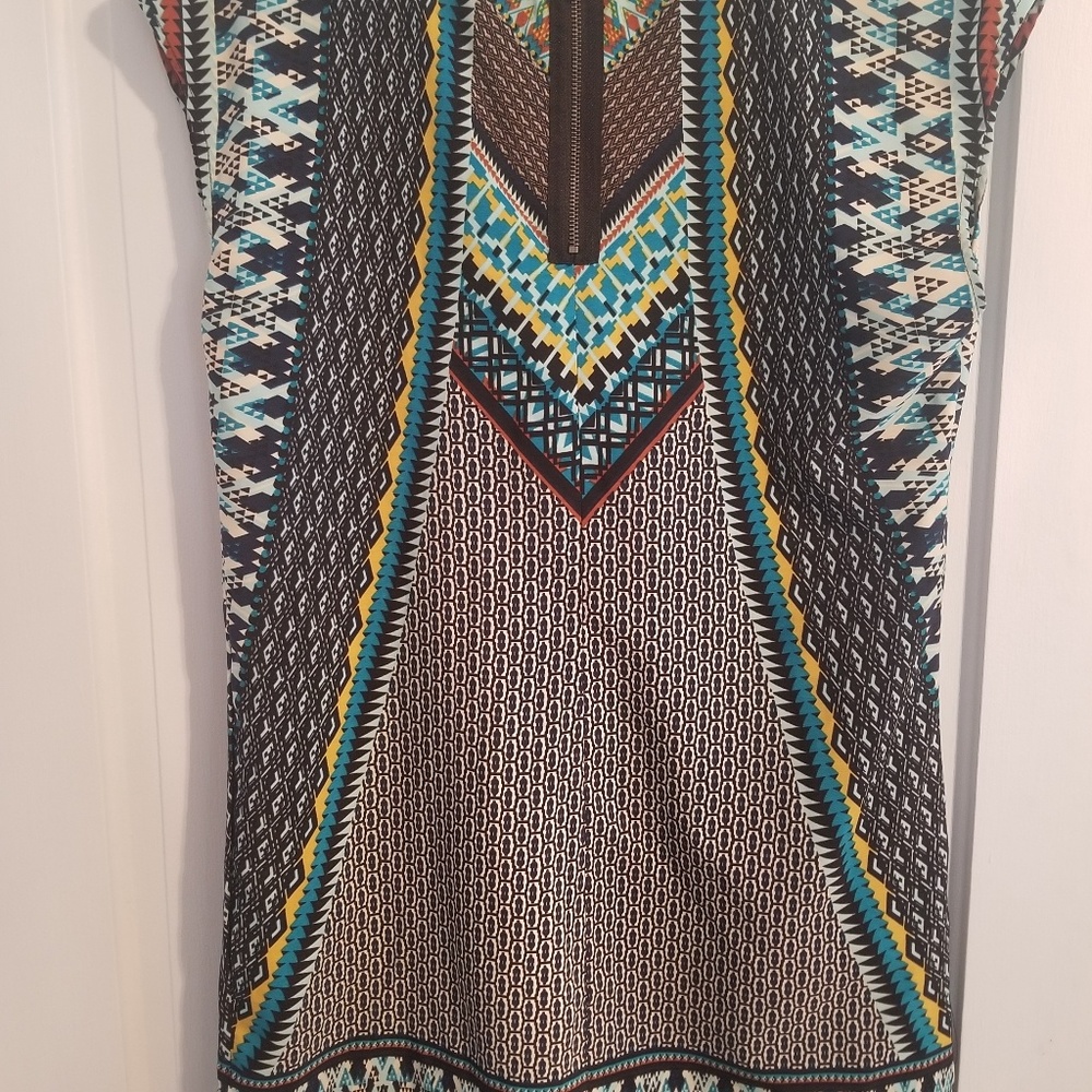Medium Dress - Picture 4 of 4